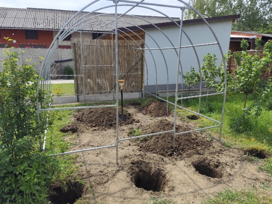 Üvegház összeszerelés