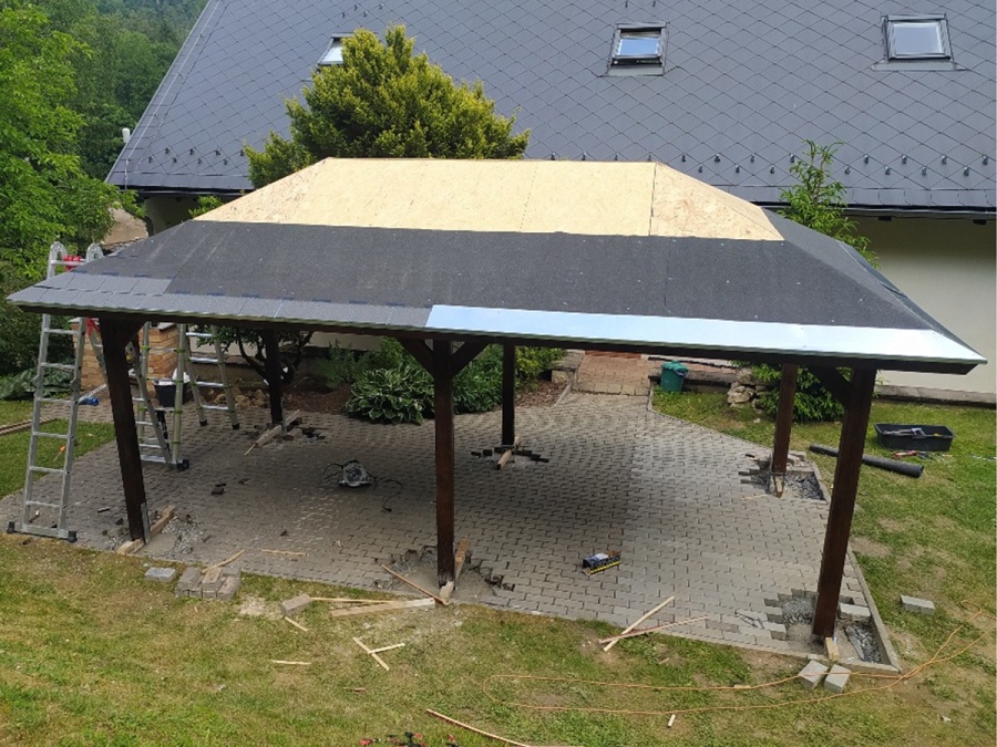 Montáže pergol, zimných záhrad a striešok