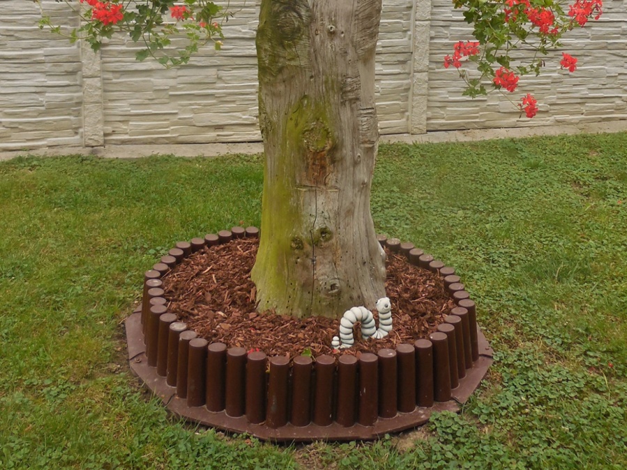 Kúzlo obrubníkov alebo „rozdeľ a panuj“