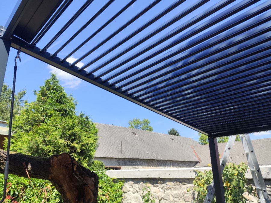 Montáže pergol, zimných záhrad a striešok
