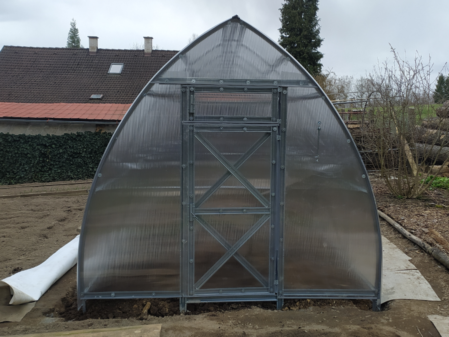 Üvegház összeszerelés