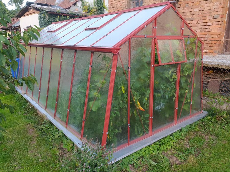 Montáže skleníkov