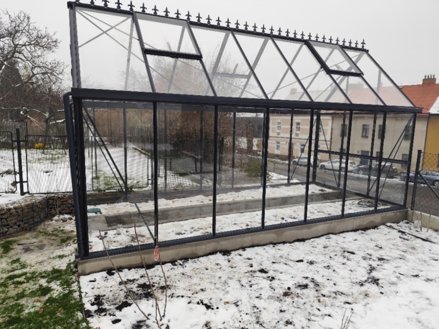 Üvegház összeszerelés