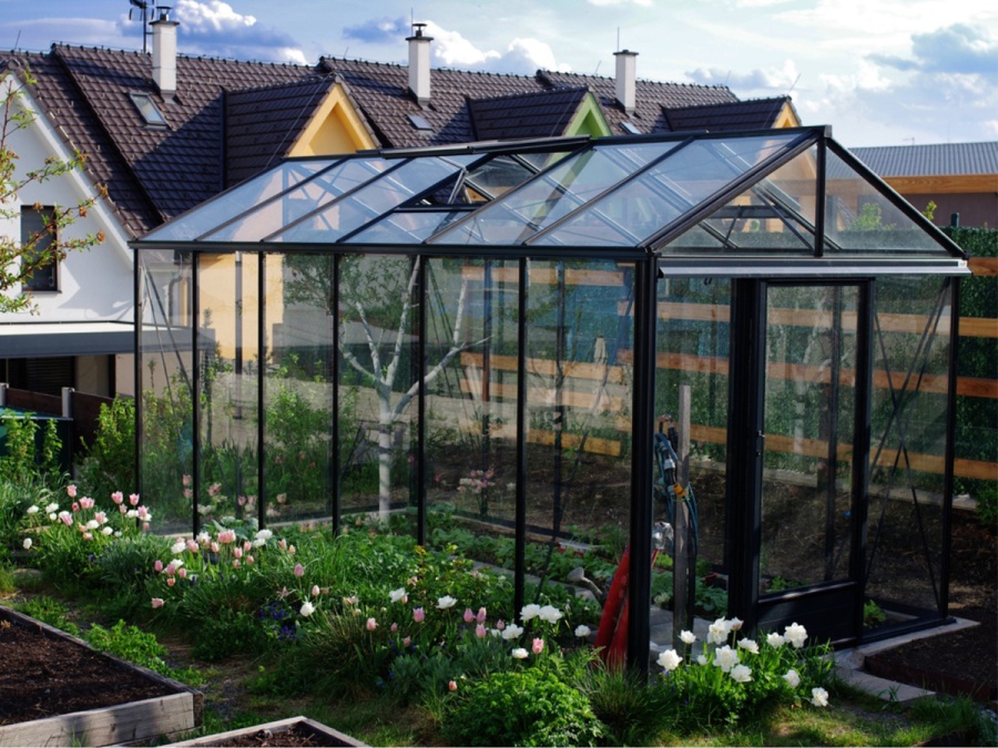 Üvegház összeszerelés