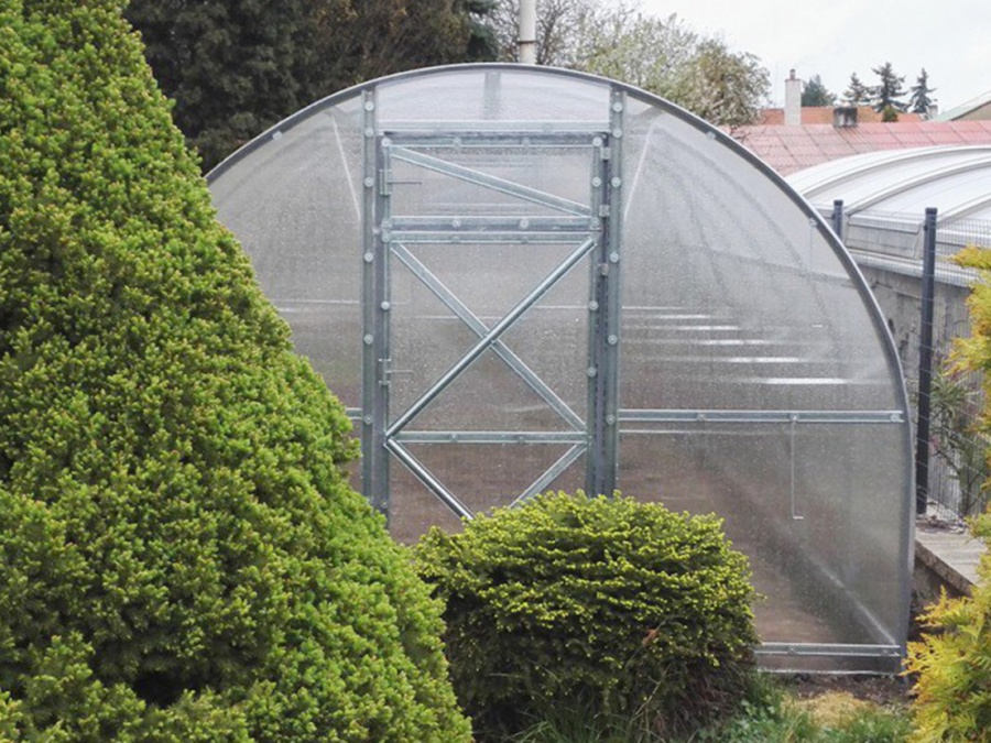 Gardentec Classic vs. Trjoska