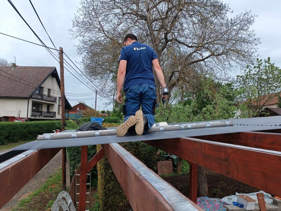 Montáže pergol, zimných záhrad a striešok