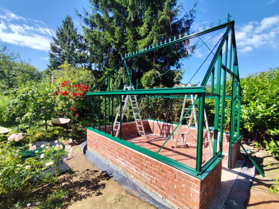 Montáže skleníkov