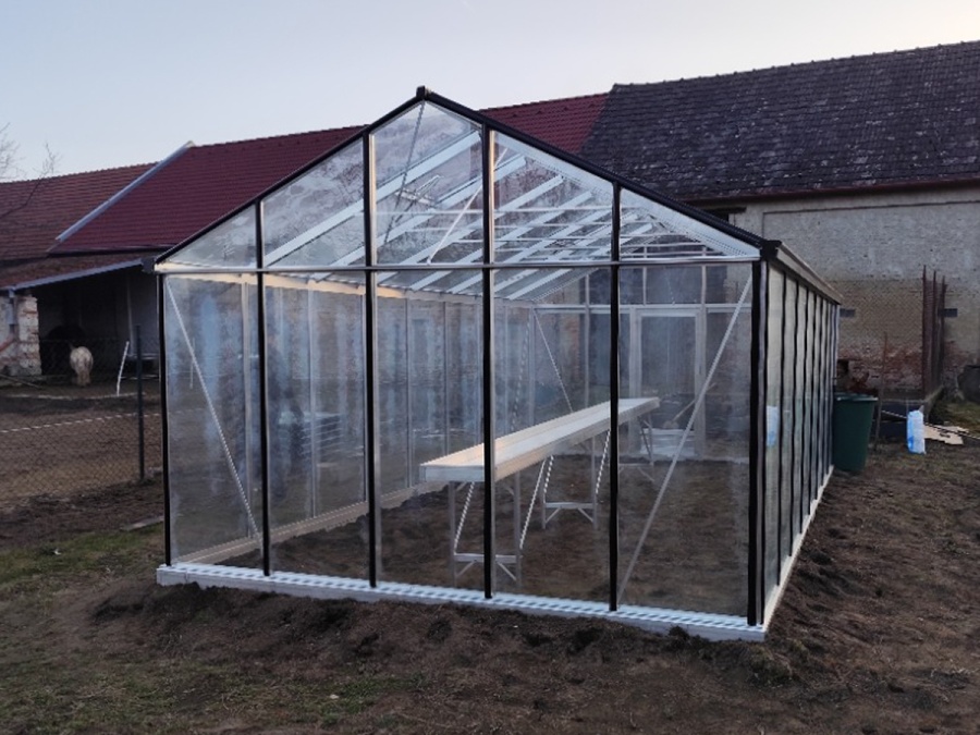 Üvegház összeszerelés