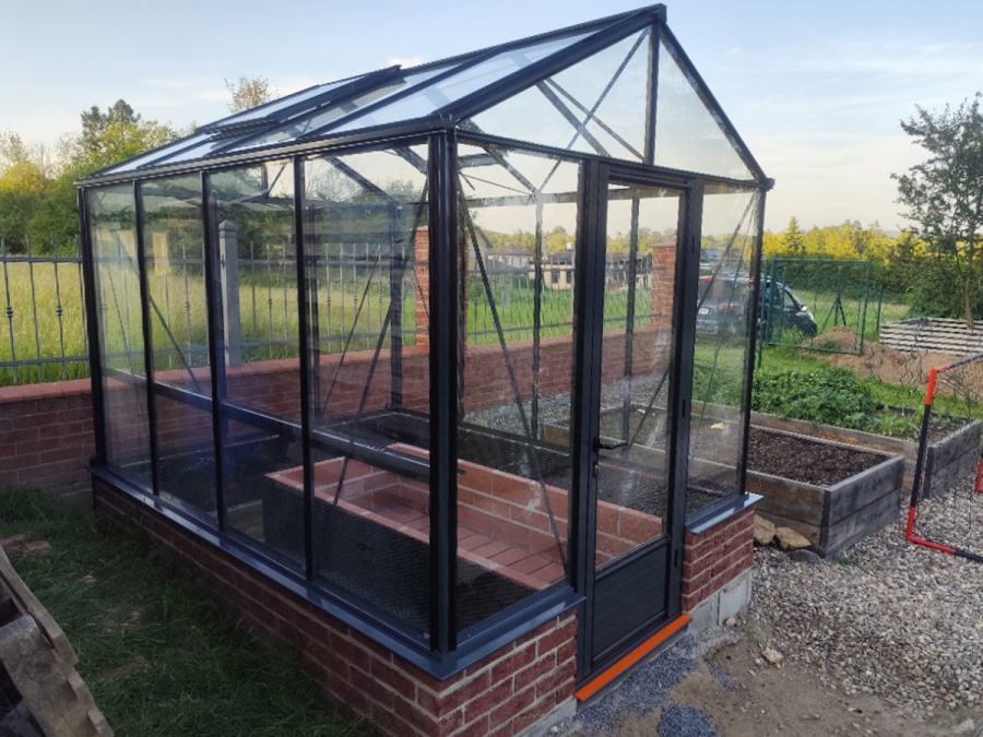 Montáže skleníkov